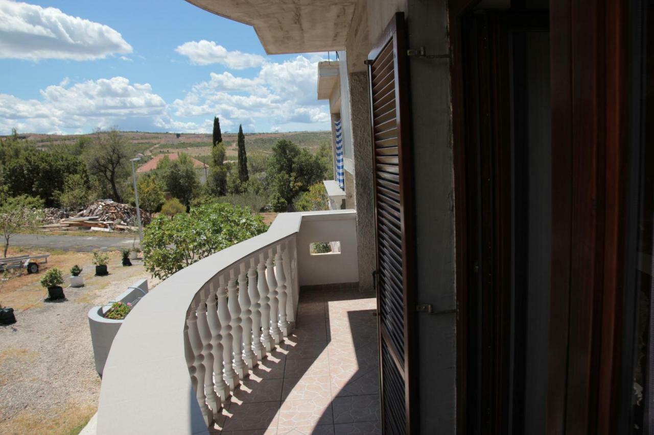 Apartments Irina Rovanjska Exterior foto